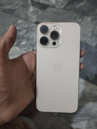 Apple iPhone 16 Pro Max