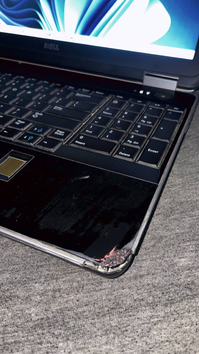Dell Latitude E6540 3