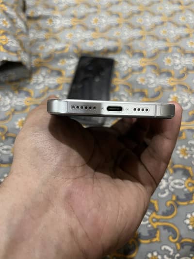 Apple iPhone 15 Pro Max JV