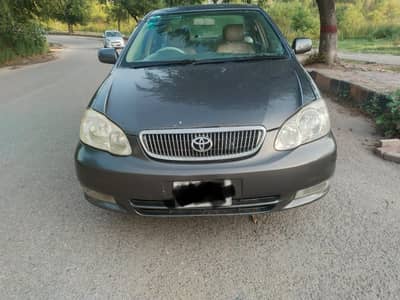 Toyota Corolla SE saloon urgent