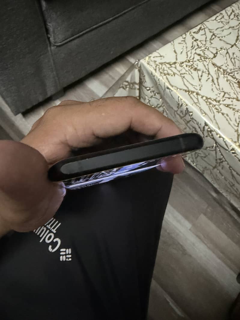 One Plus 10 Pro 1