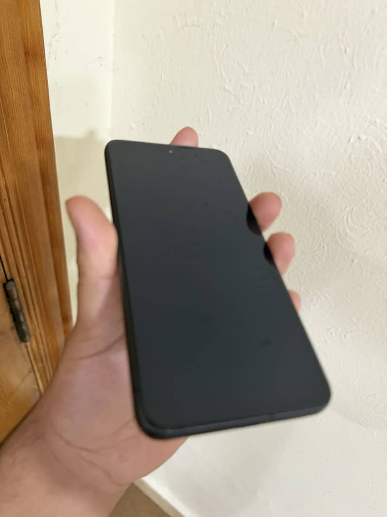 Google Pixel 8 5