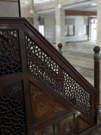 Masjid khutaba Mimber urgently sell