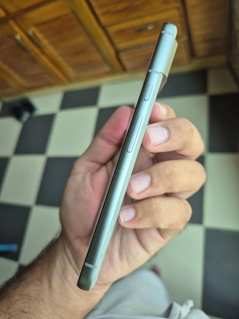 Google Pixel 8 7