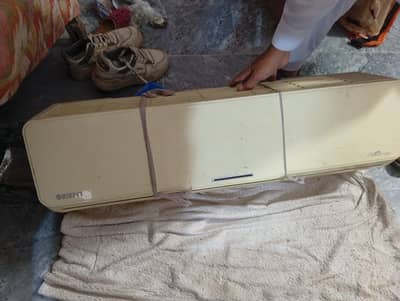 Orient 1 Ton AC Good Working Condition