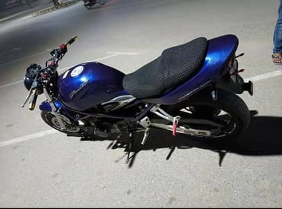 Suzuki bandit 250cc 4 cylinder abul hassan isphani road paradise