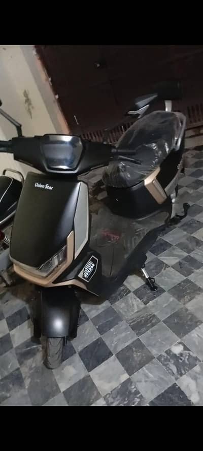 Union Star Scooty 2025 Model – Excellent Condition