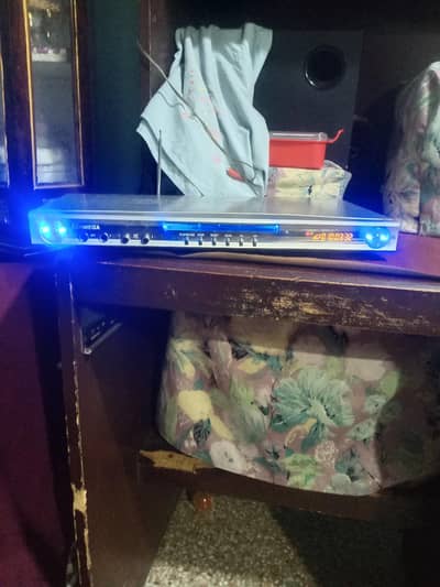 Omega DVD player with built in FM radio