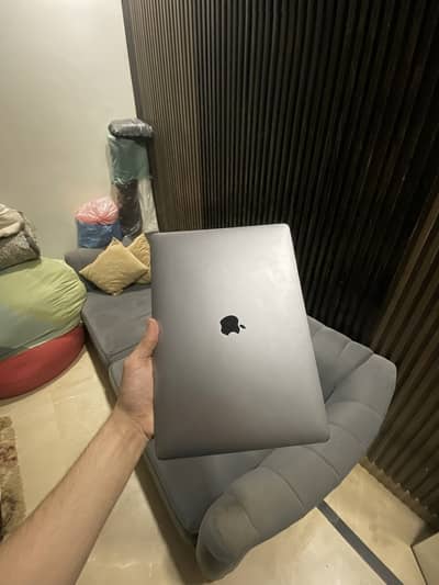 Macbook Pro 2017