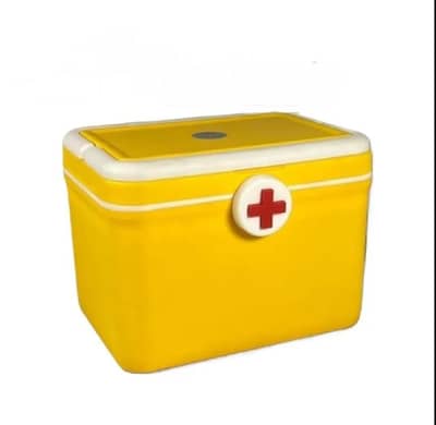 PLASTIC FIRST AID MEDICINE STORAGE BOX
