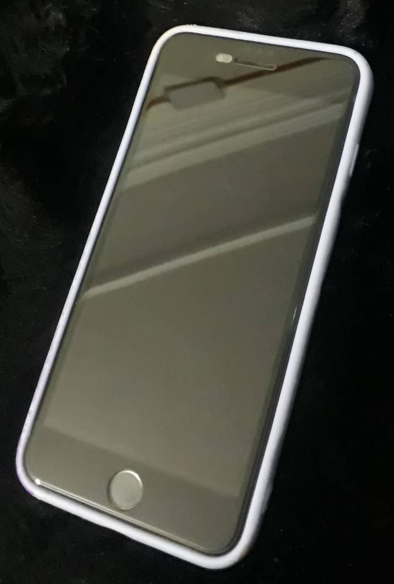 Apple iPhone 7 Plus 1