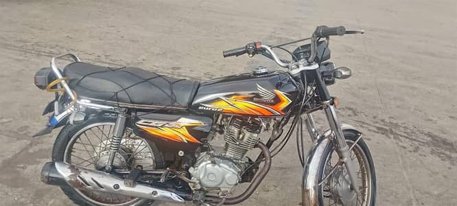 Honda CG 125 used 2021 model sukkur number