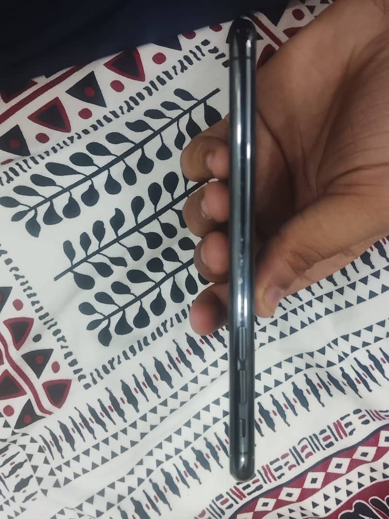 Apple iPhone X 1