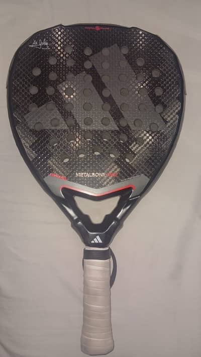 Padel racket