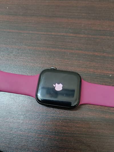 Apple watch SE (1st generation) model  A2352 with aluminum case