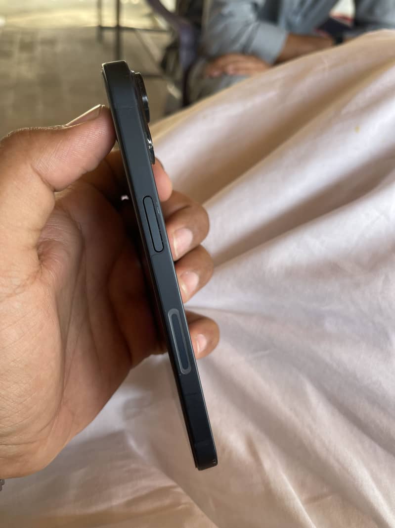 Apple iPhone 14 1