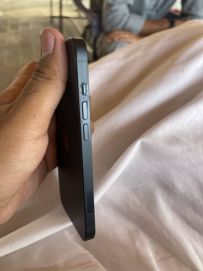 Apple iPhone 14 2