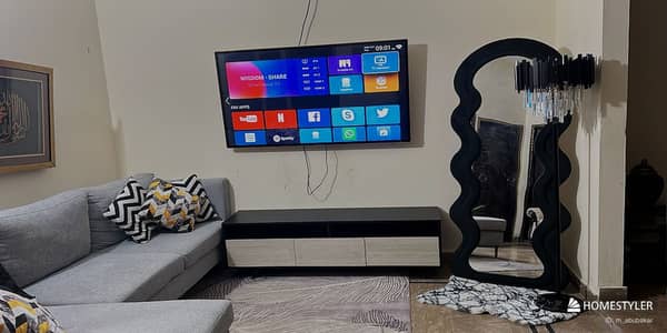 Led very good condition . 55 inches.