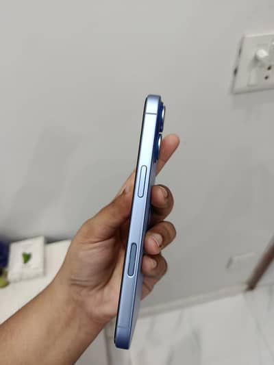 iPhone 17 (256GB)  NON PTA JV - Mist Blue - Excellent Condition