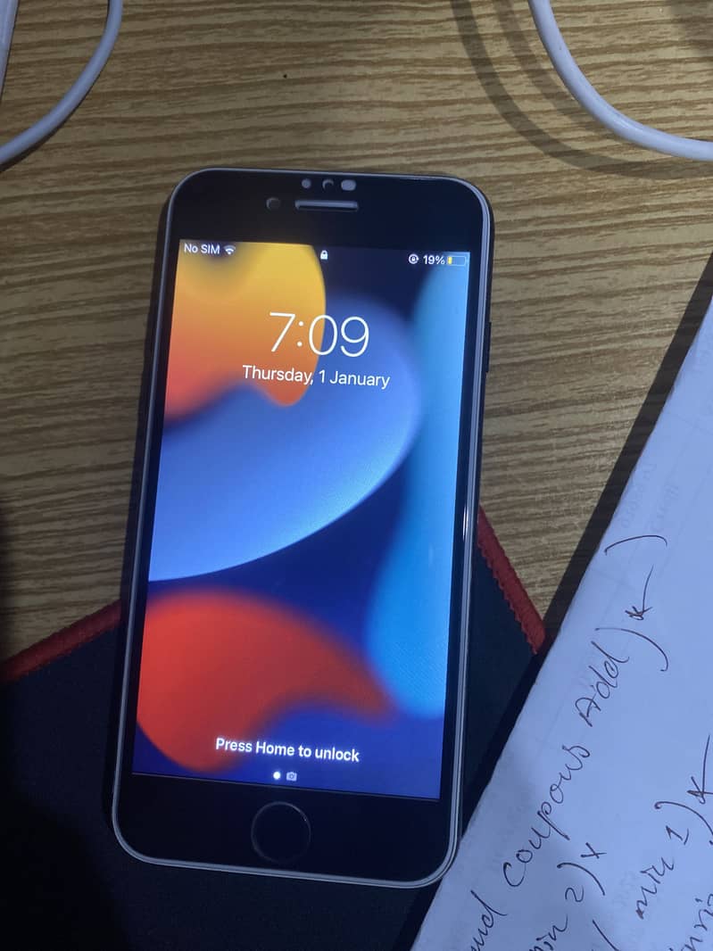 Apple iPhone 7 1