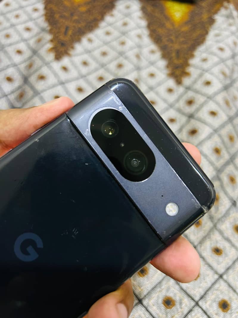 Google Pixel 8 1