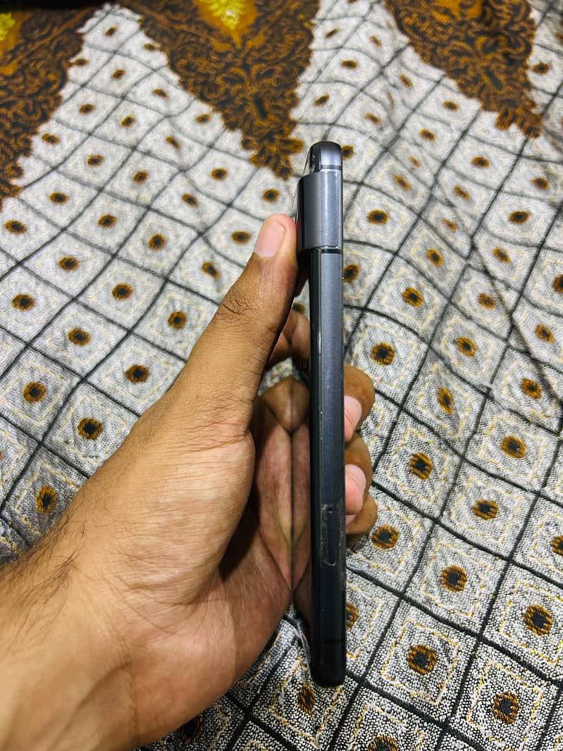 Google Pixel 8 2