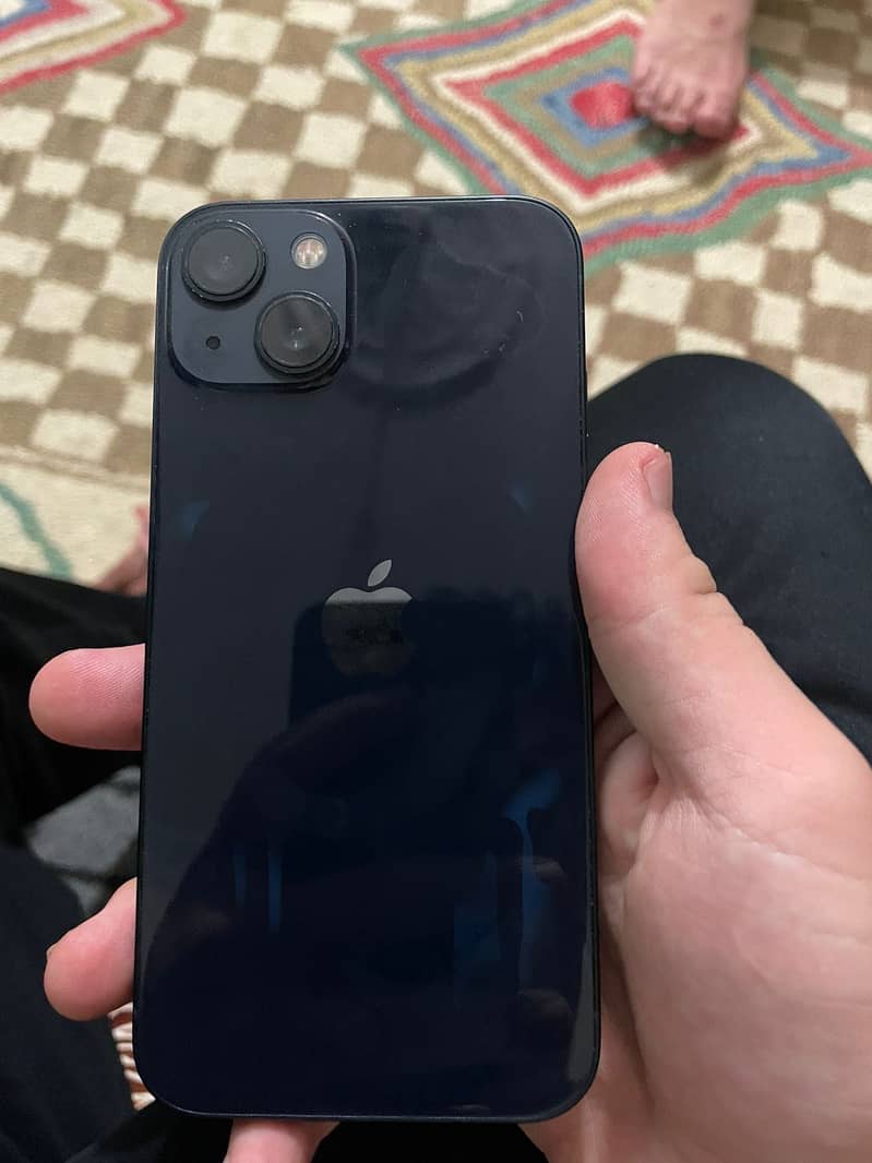 Apple iPhone 13 0