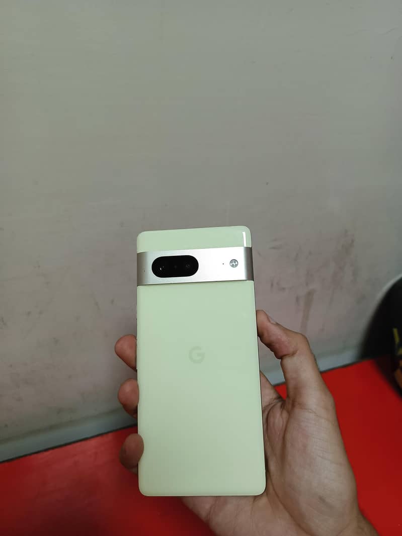 Google Pixel 7 3