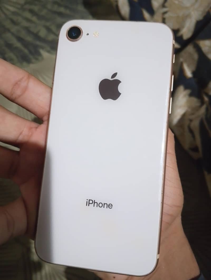 Apple iPhone 8 0
