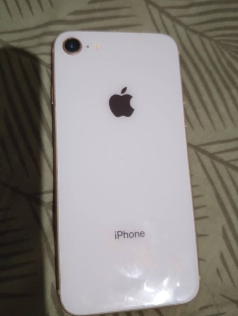 Apple iPhone 8 5