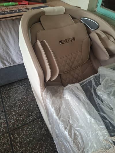 Massage chair not used urgent sale