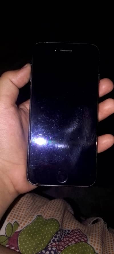 Apple iPhone 8