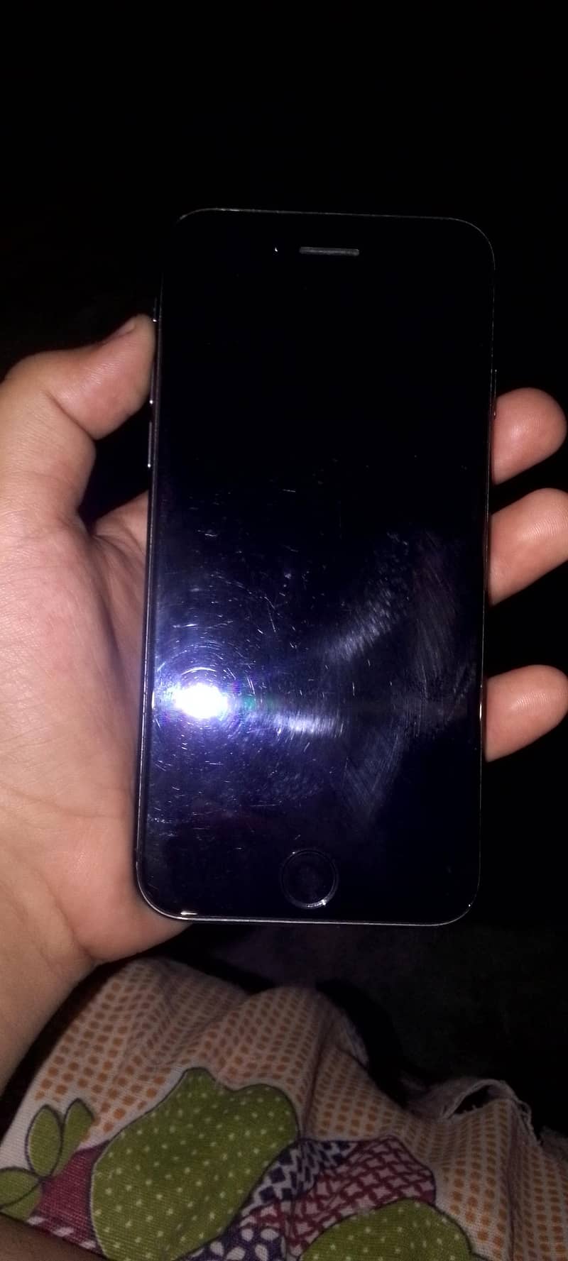 Apple iPhone 8 0
