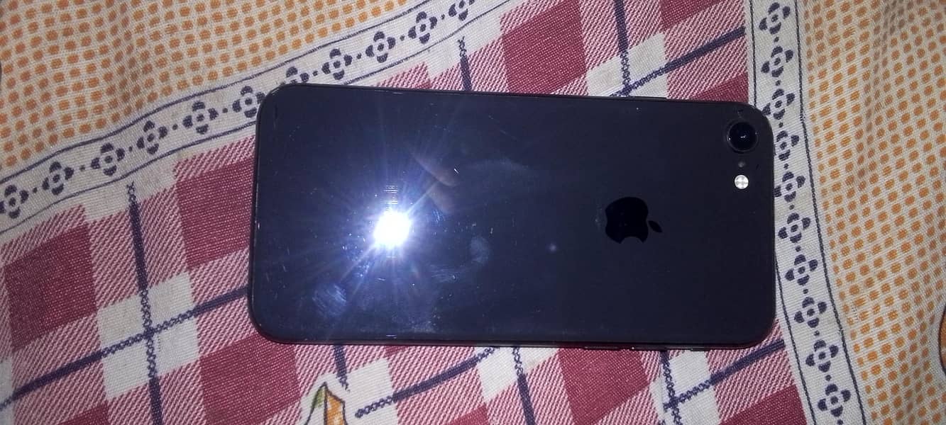 Apple iPhone 8 2