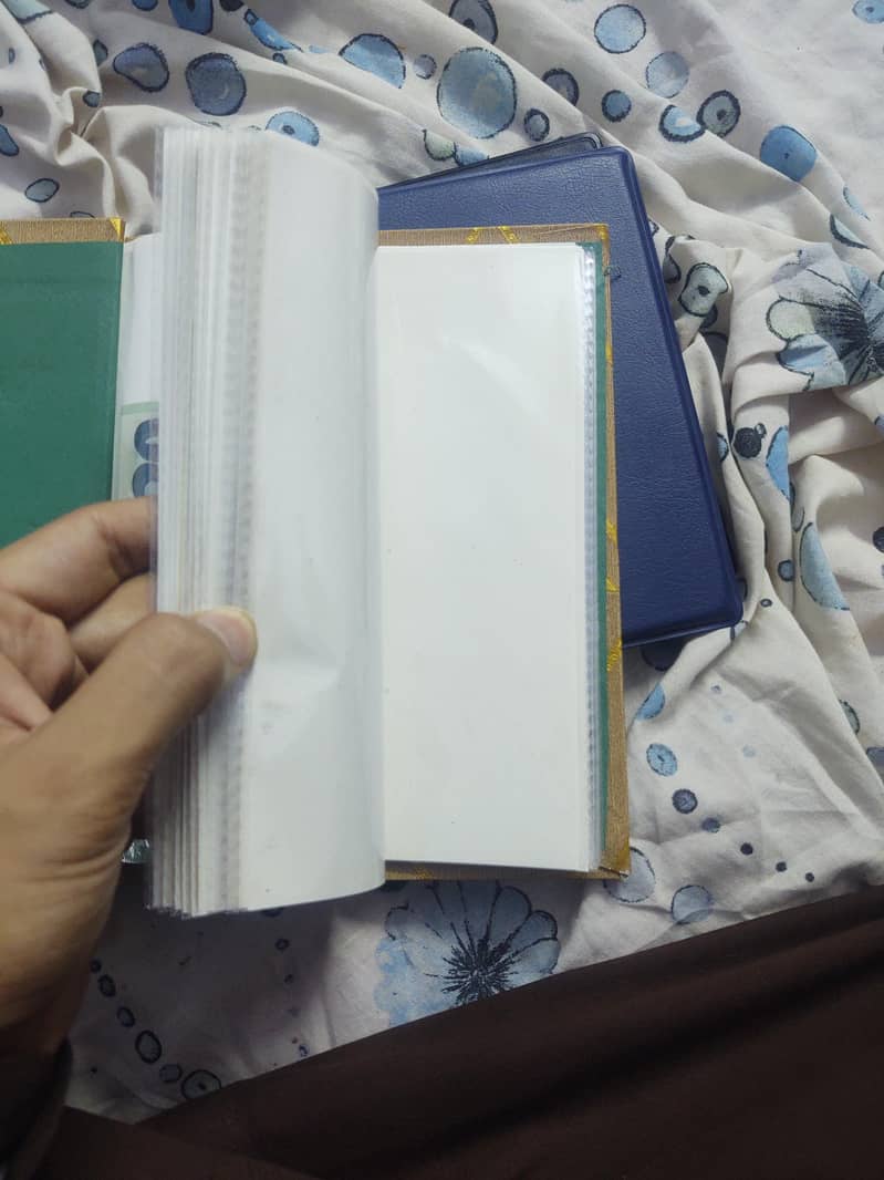 33 Foreign Notes collection from different countries. read description 9