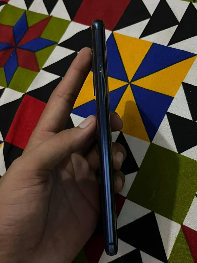 One Plus 7 Pro 3