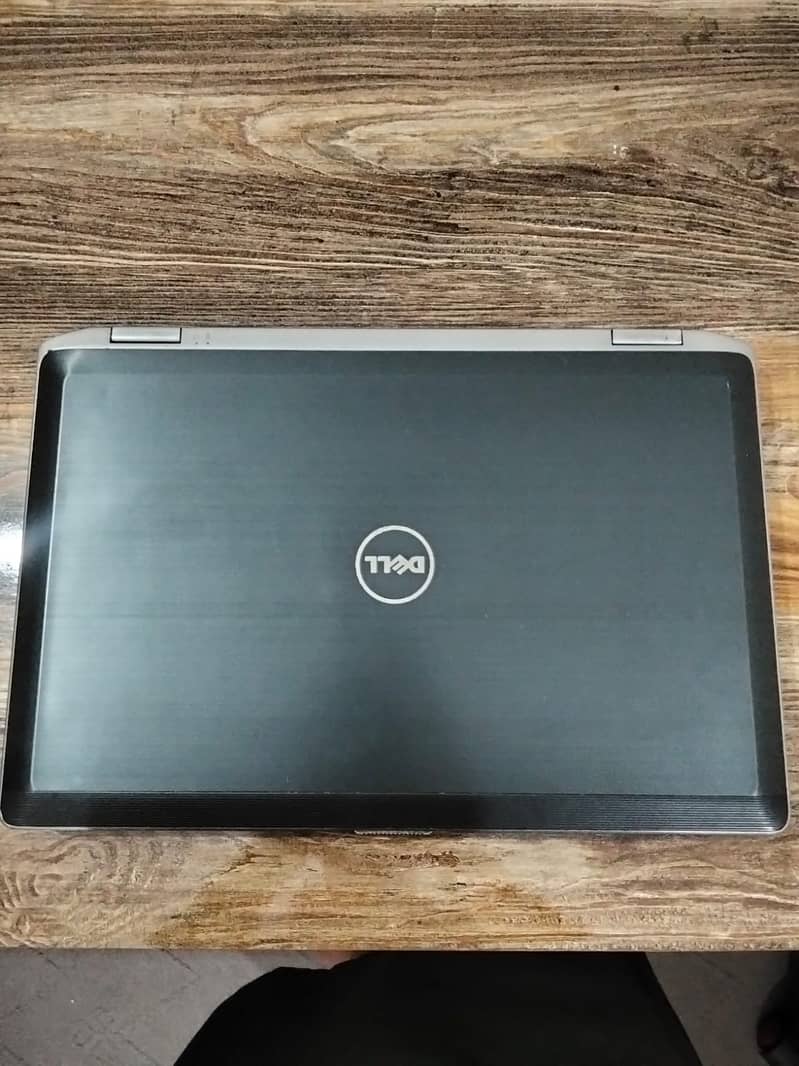 Dell E6520, 0
