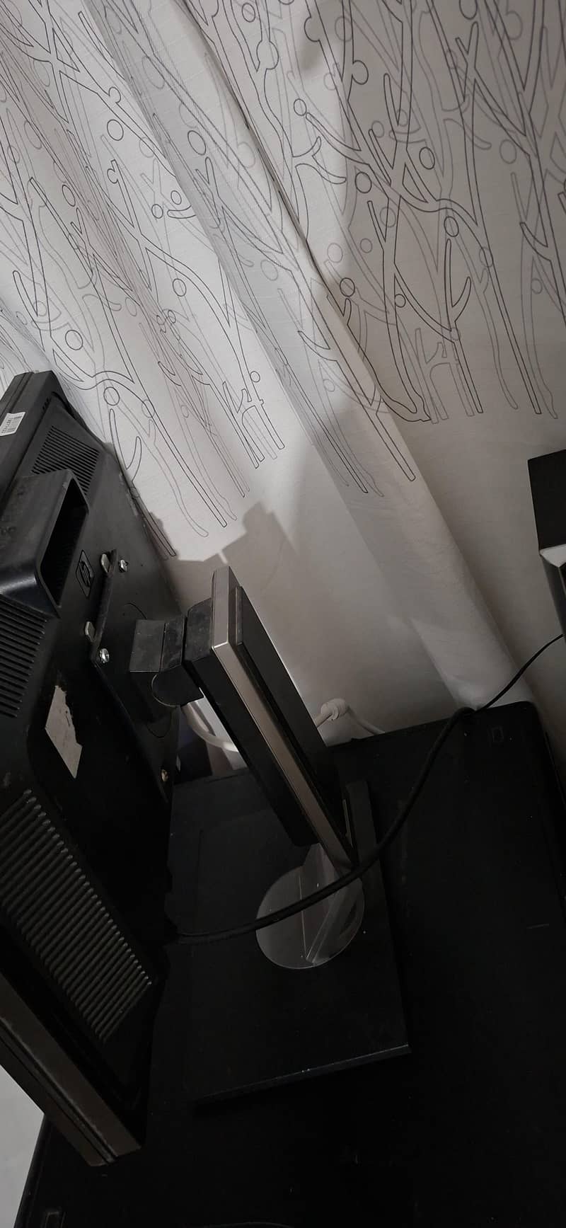 Computer LCD HP 21 inch 2