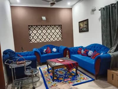 5 Marla beautiful portions available for rent