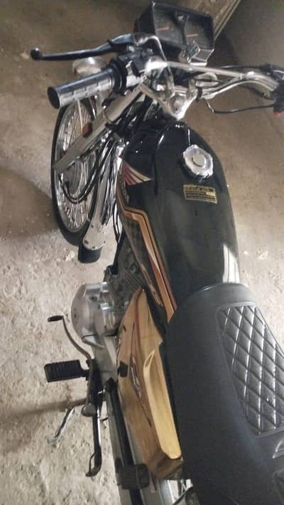 CG 125 Gold Edition