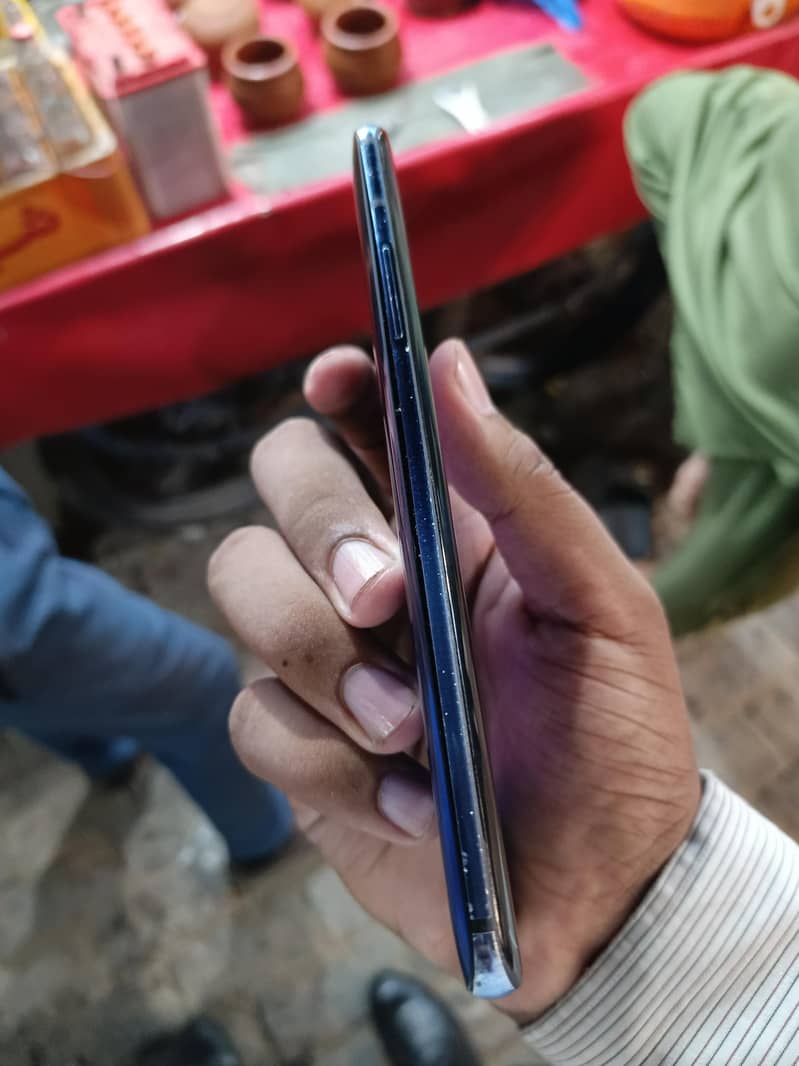 One Plus 7 Pro 3