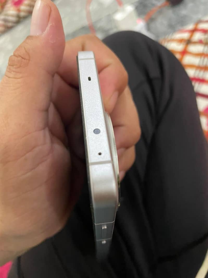 One Plus 13 4