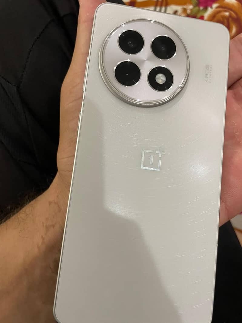 One Plus 13 5