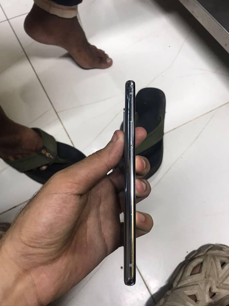 One Plus 8T 3