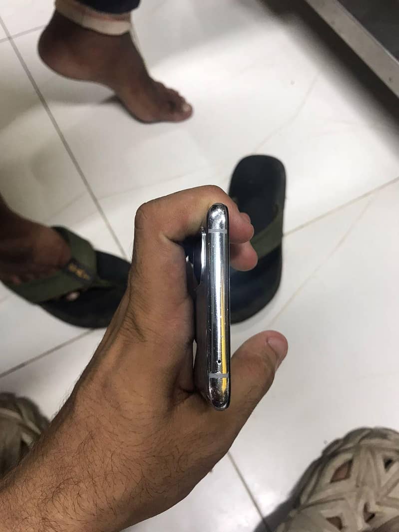 One Plus 8T 4