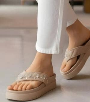 rough chappal skin color