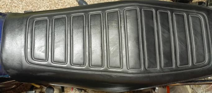 Honda 125 2003 Model Seat