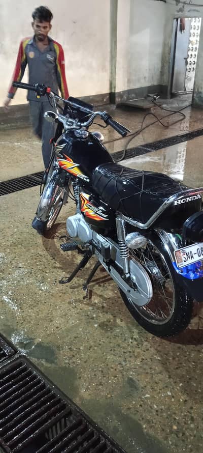 Honda CG 125 used 2021 model sukkur number
