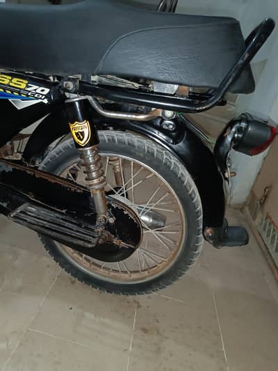 super star  2016 all documents clear 1st owner good condition
