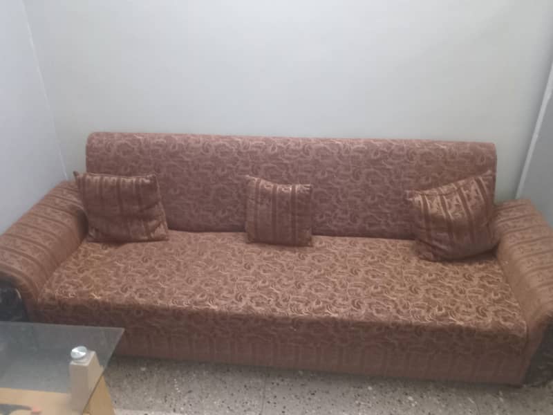 Six seatsr sofa set with table 9